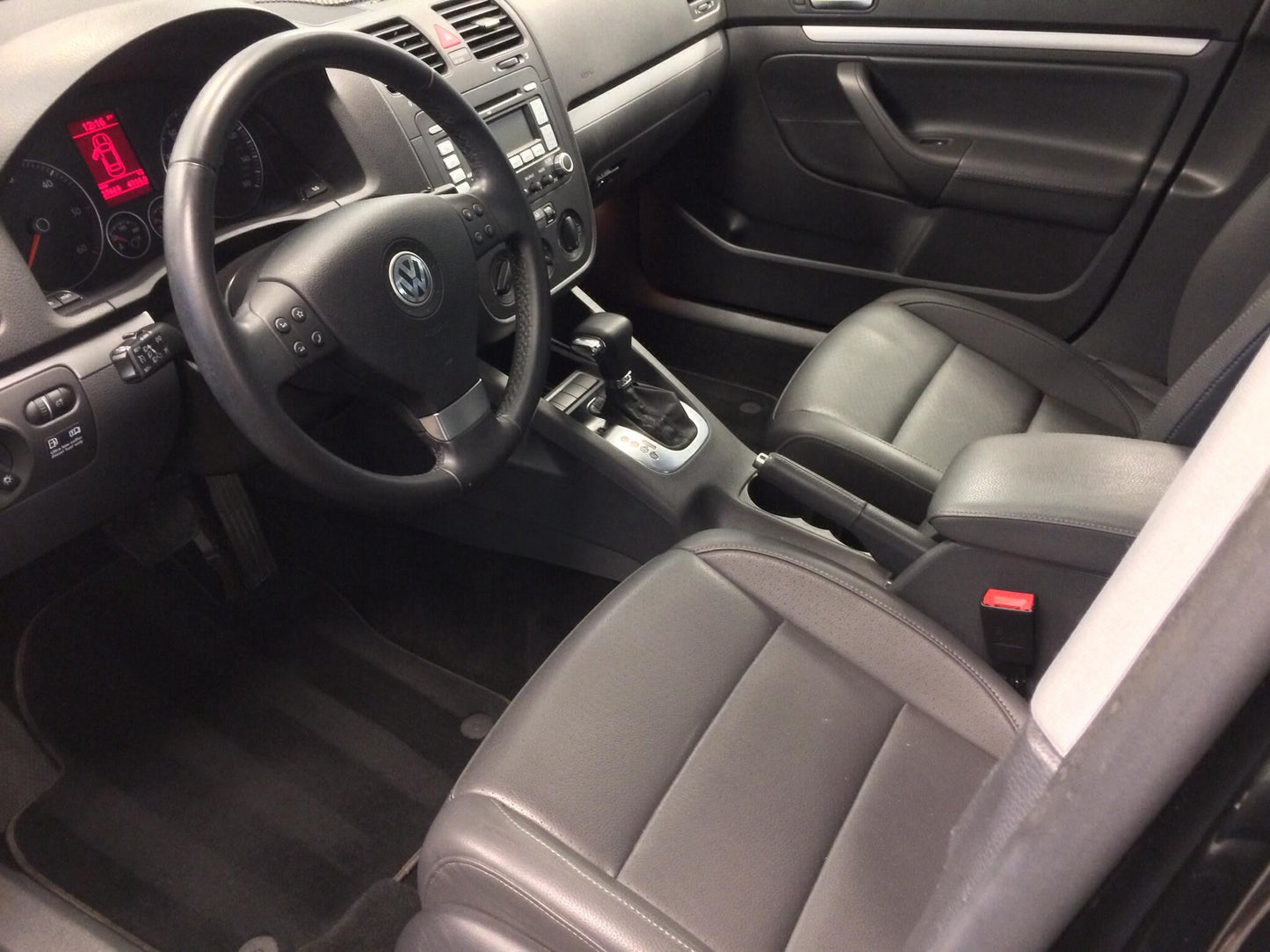 LUX LEATHER CARE KIT